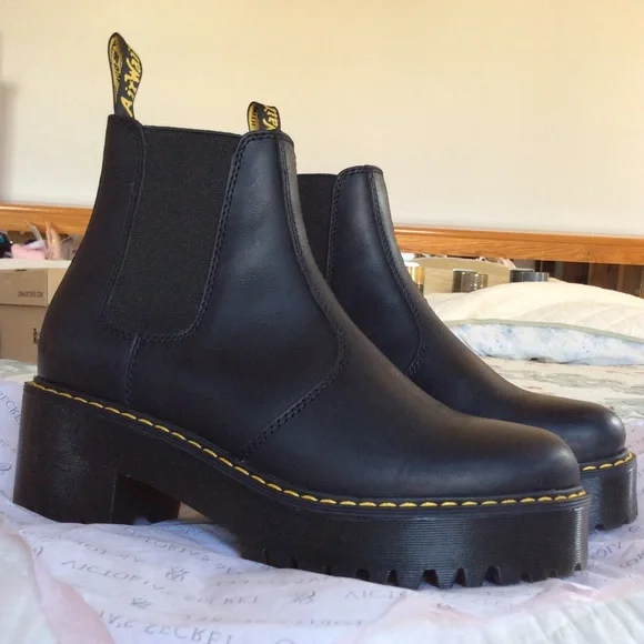 DR. Martens Rometty Chelsea boot - Picture 5 of 11